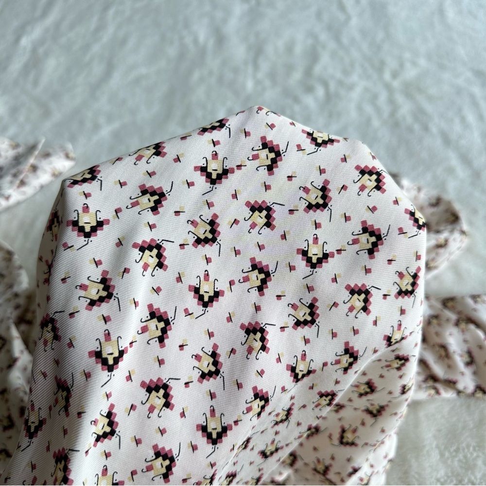 Reiss Floral Blouse in Cream and Black - Picture 6 of 11
